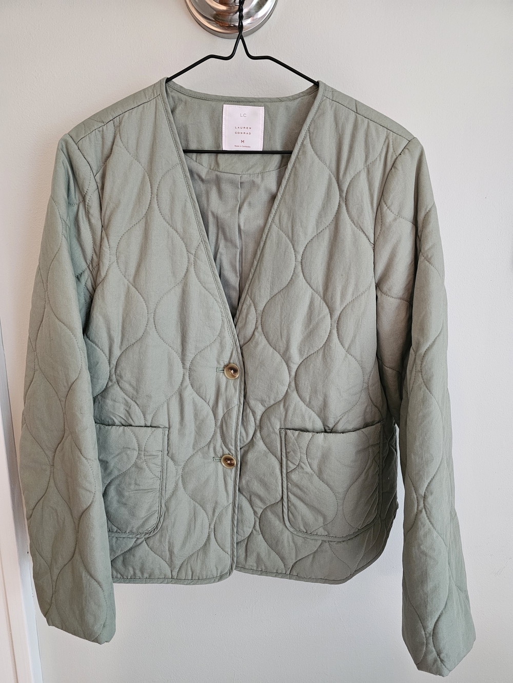 EUC Lauren Conrad Quilted Button Down Light Sage Green Jacket Size Medium